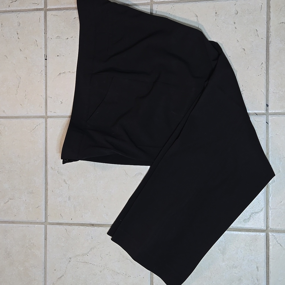 Tahari Classic Black Trouser